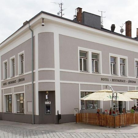 Hotel Tht Polička المظهر الخارجي الصورة